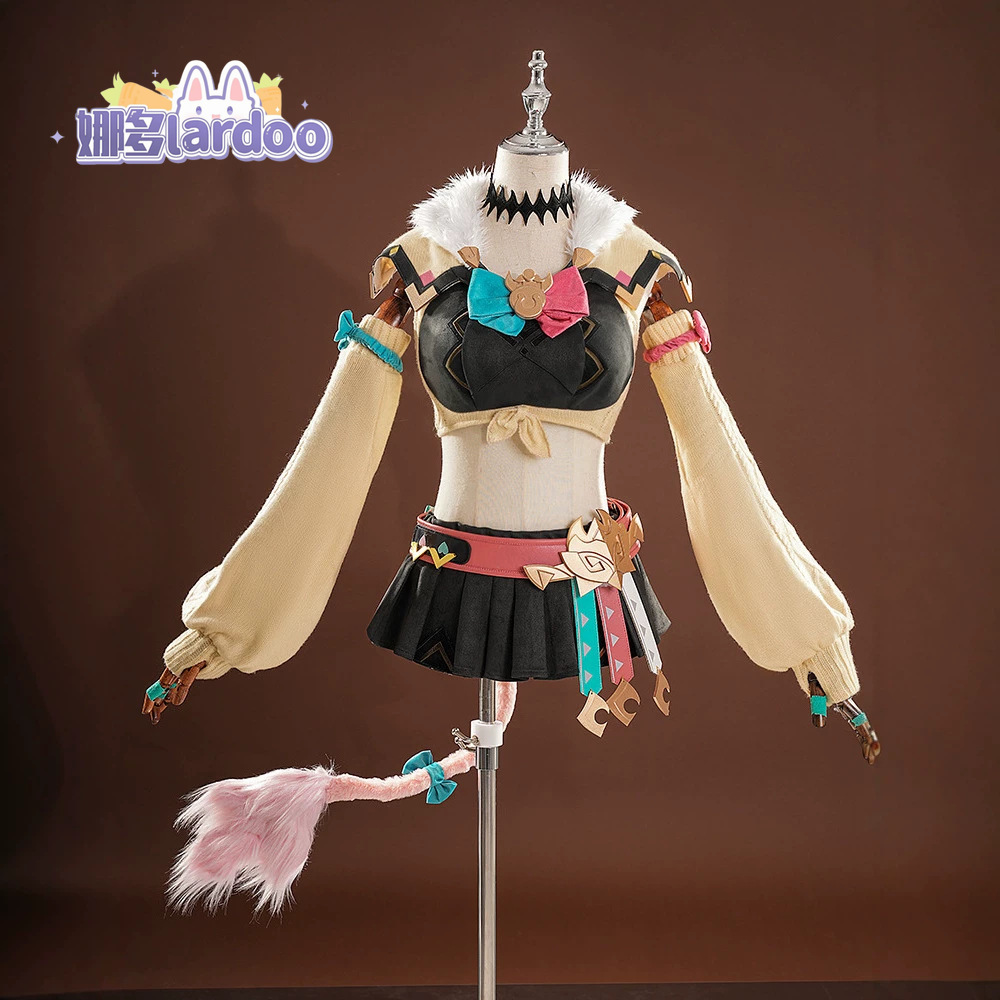 Costume de cosplay Varesa du j - Party Games For Christmas avis et prix